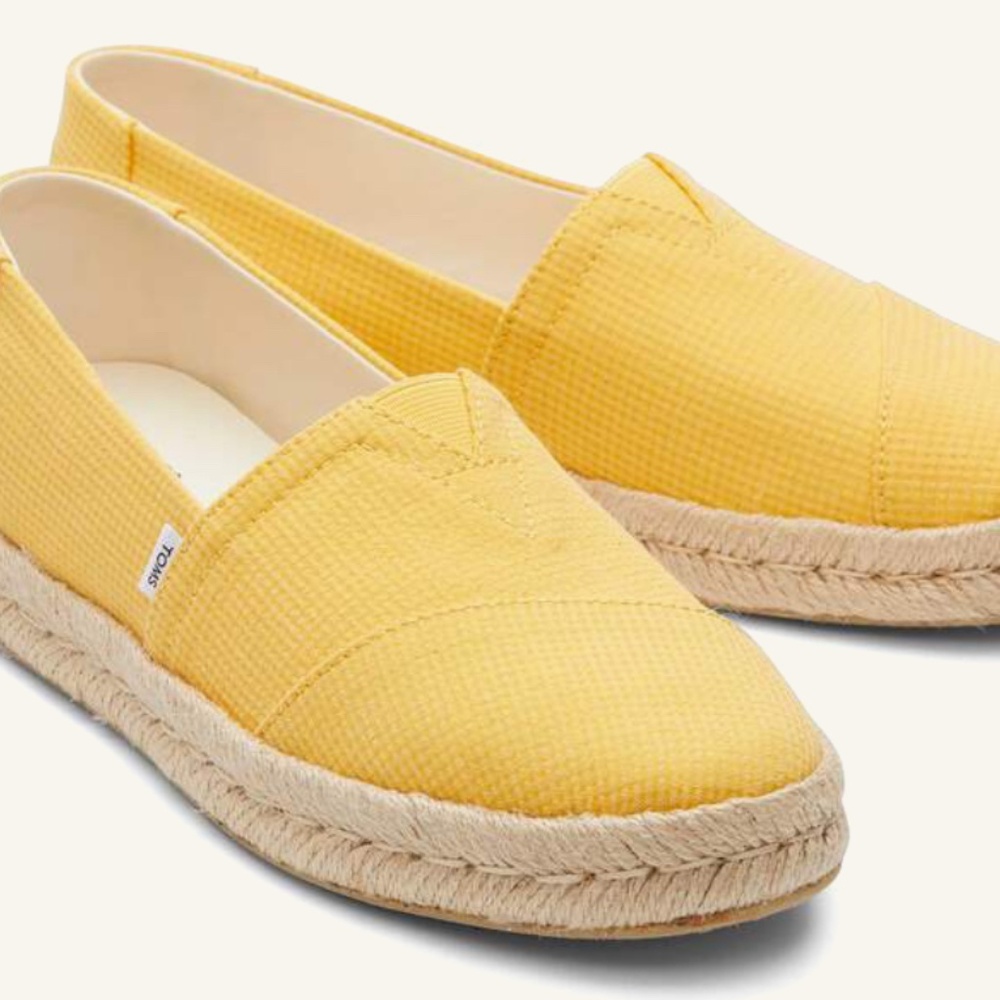 Mint Condition TOMS Alpargata Rope Espadrilles 2.0, Pineapple Yellow W6.5